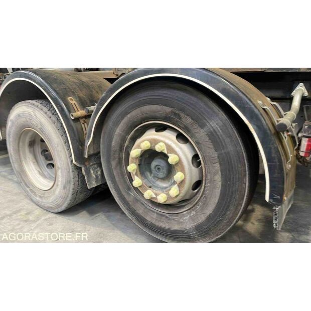 1999 سكانيا 124-44260410