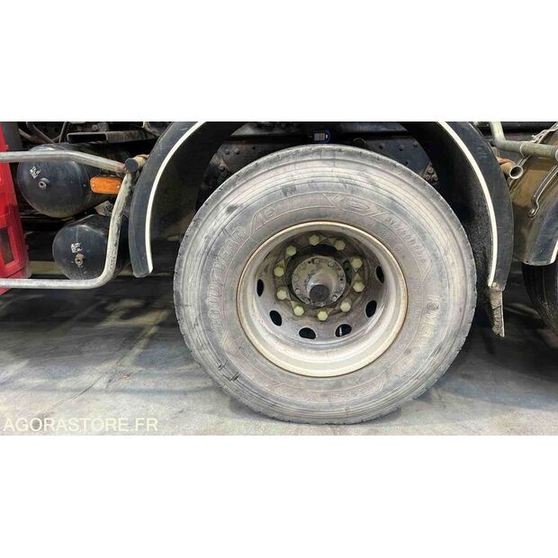 1999 سكانيا 124-44260416