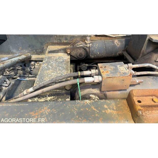 1999 سكانيا 124-44260426