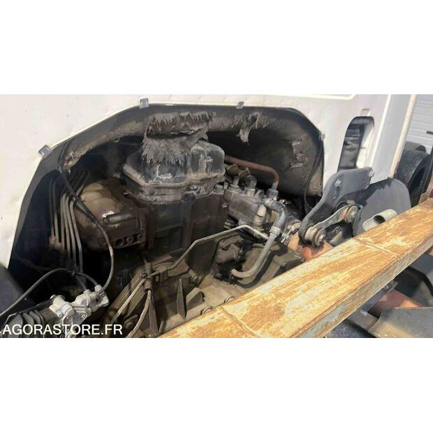 1999 سكانيا 124-44260430