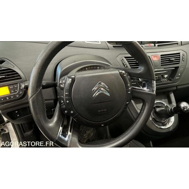 2013 سيتروين C4 Picasso-44260633