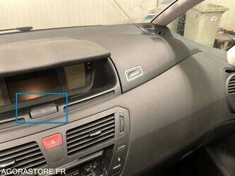 2013-citroen-c4-picasso-44260667