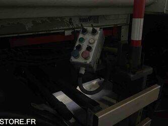 2009-renault-premium-1393804-44260683