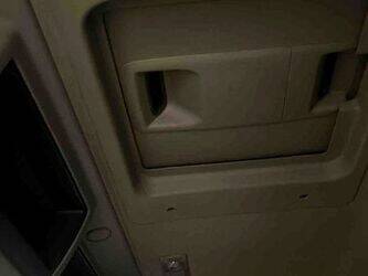 2009-renault-premium-1393804-44260689