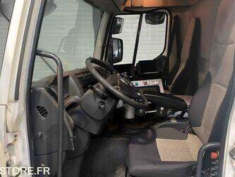 2009-renault-premium-1393804-44260692