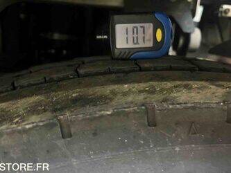 2009-renault-premium-1393804-44260710