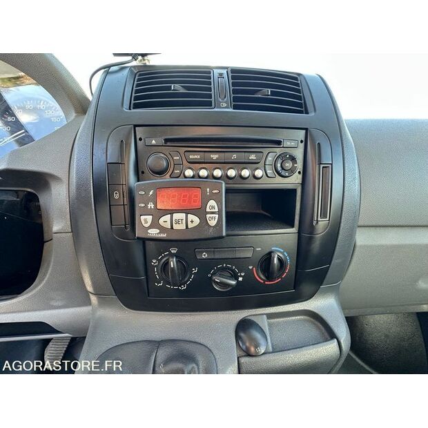 2011 Peugeot Expert-44260927