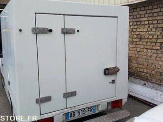 2009-peugeot-partner-1325882-44260939