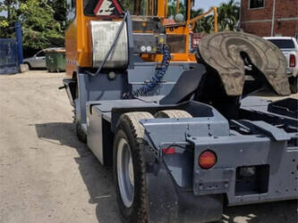 2011-terberg-yt182-1263775-44260993