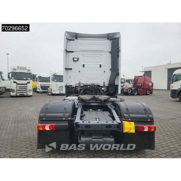 2021 Mercedes-Benz Actros 1848-44261096
