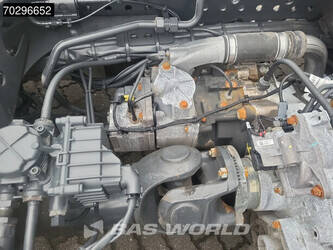 2021-mercedes-benz-actros-1848-1323032-44261100