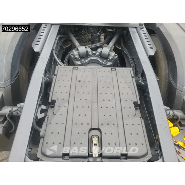 2021 Mercedes-Benz Actros 1848-44261102