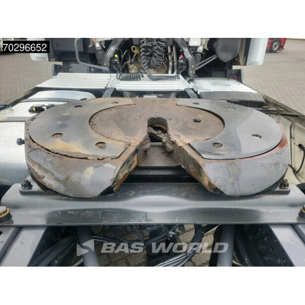 2021 Mercedes-Benz Actros 1848-44261104