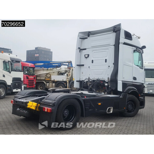 2021 Mercedes-Benz Actros 1848-44261105