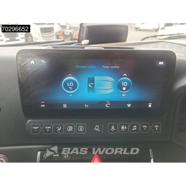 2021 Mercedes-Benz Actros 1848-44261113