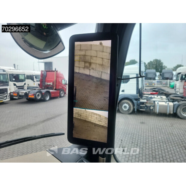 2021 Mercedes-Benz Actros 1848-44261125