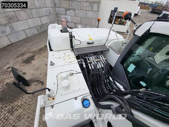 2016-volvo-ew180e-1393815-44261403