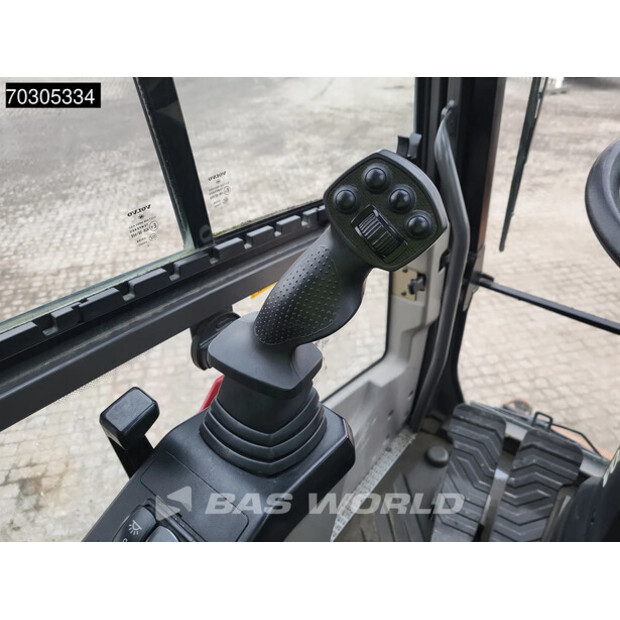 2016 Volvo EW180E-44261420