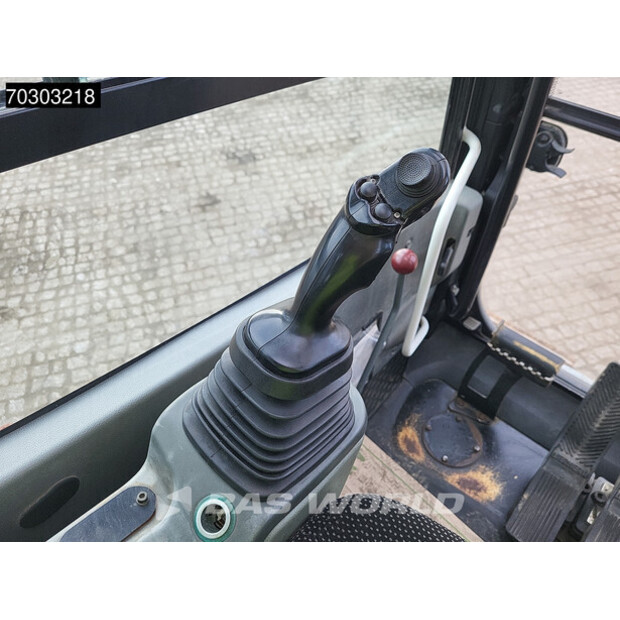 2017 ليبهير R926 LC-44261630