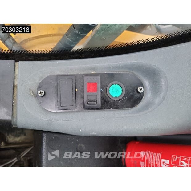 2017 ليبهير R926 LC-44261639