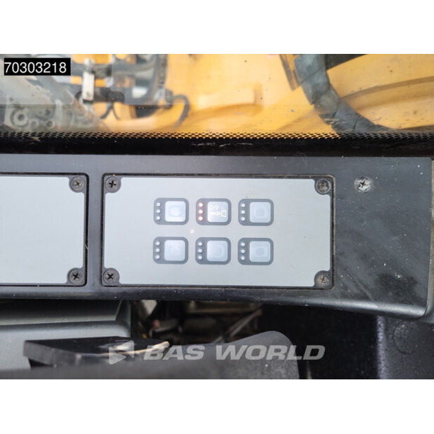 2017 ليبهير R926 LC-44261640