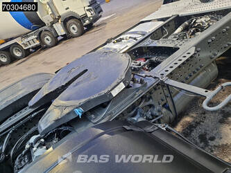 2021-mercedes-benz-actros-1845-1393830-44261996