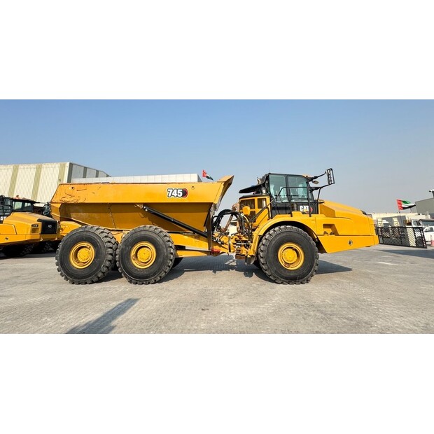 2023 Caterpillar 745-44263770