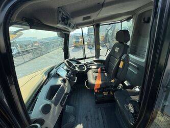 2023-caterpillar-745-1393851-44263780