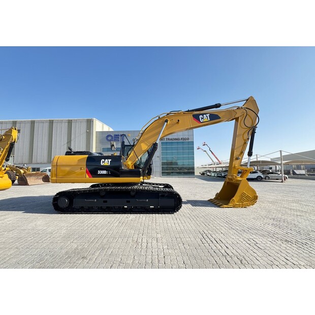 2017 كاتربيلر 330D2L-44263836