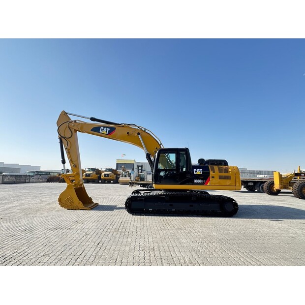 2017 كاتربيلر 330D2L-44263840