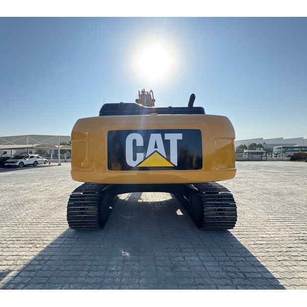 2017 كاتربيلر 330D2L-44263842