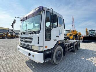 2015-daewoo-novus-se-1393858-44263861