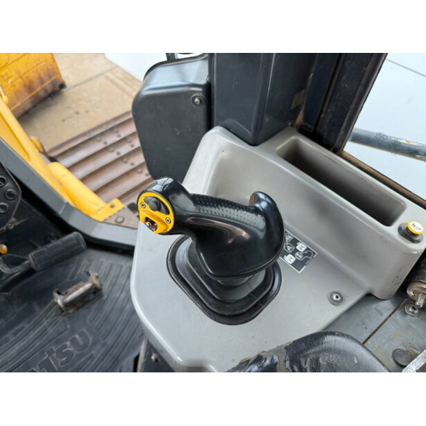 2017 Komatsu D61PX-24-44264207