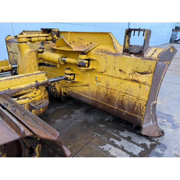 2017 Komatsu D61PX-24-44264212