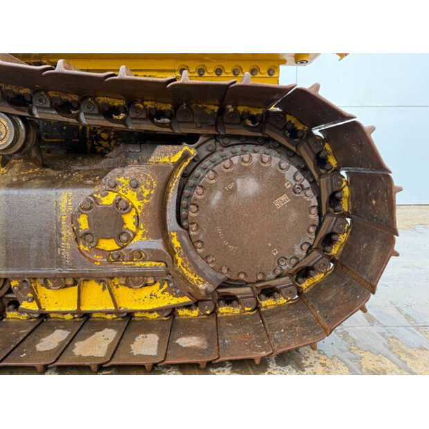 2017 Komatsu D61PX-24-44264214