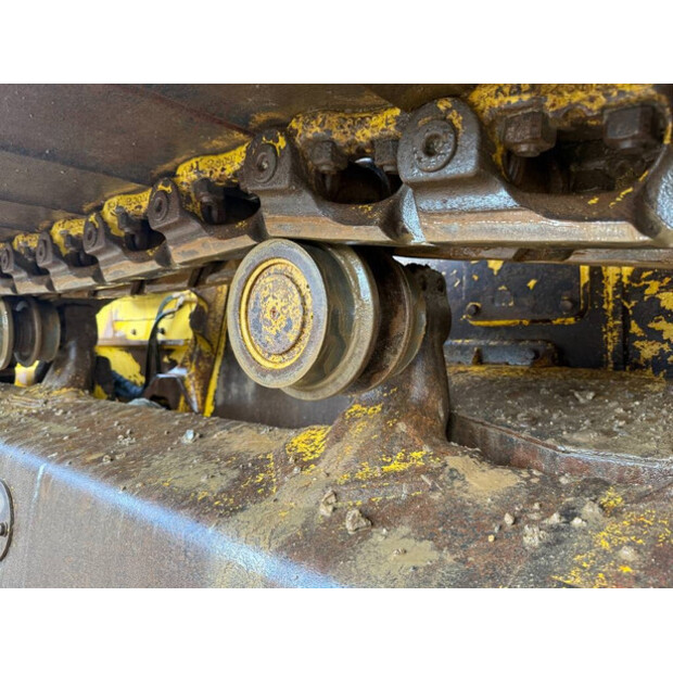 2017 Komatsu D61PX-24-44264216