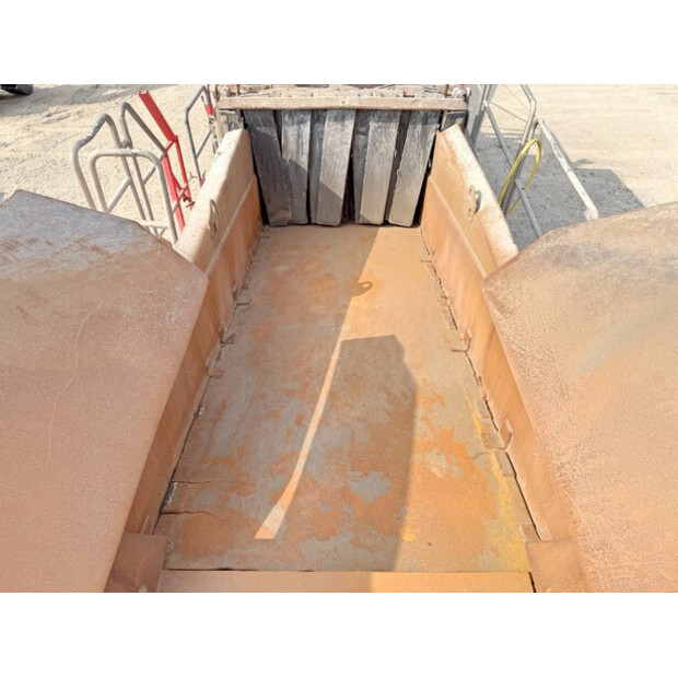 2011 Kleemann MR122-44264266