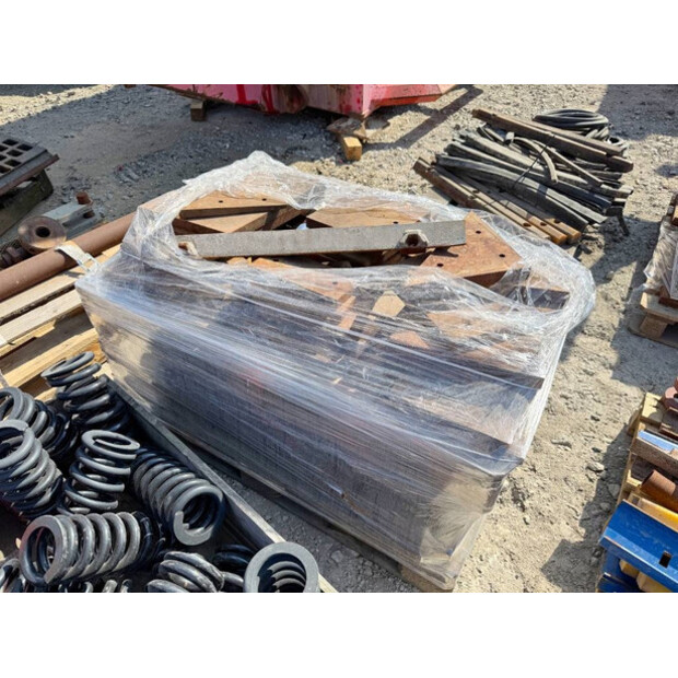 2011 Kleemann MR122-44264286