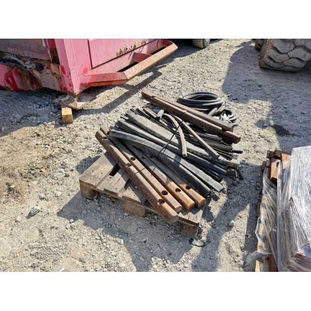 2011 Kleemann MR122-44264288