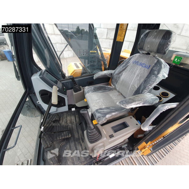 2025 هيونداي R245LR-44264321