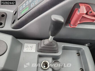 2024-hyundai-hx60-1294547-44264459