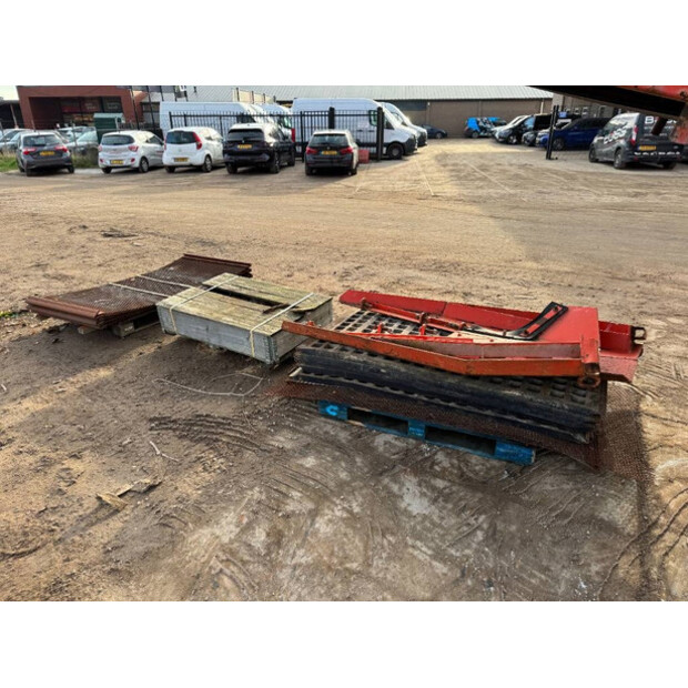 1999 Kleemann Mobiscreen MS18Z K053-44264648