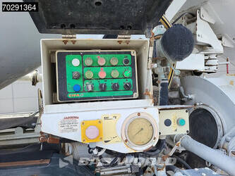 2011-mercedes-benz-actros-3241-1315575-44265475