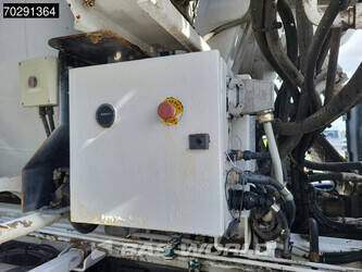 2011-mercedes-benz-actros-3241-1315575-44265480