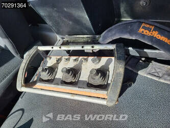 2011-mercedes-benz-actros-3241-1315575-44265502