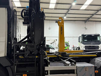 2025-volvo-fh-460-1390879-44265640