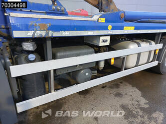 2019-mercedes-benz-antos-1833-1393902-44265760