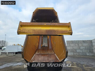 2015-komatsu-hm300-3-1393904-44265832