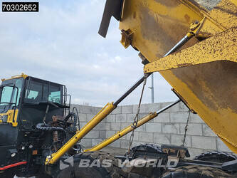 2015-komatsu-hm300-3-1393904-44265836