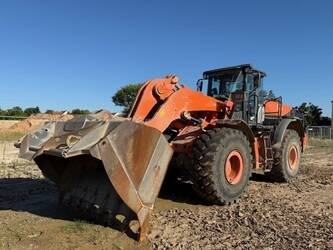 2016-hitachi-zw310-5b-1393967-44272159